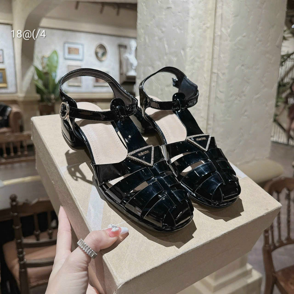 Sandal dây rọ đính khóa đá gót vuông 3 phân form dáng siêu đẹp