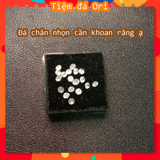 Đá chân nhọn đính răng giá rẻ sáng lung linh ( giá 1 viên) đủ kích cỡ giá sỉ