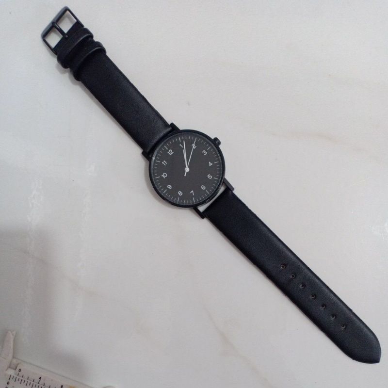 Đồng hồ si nam dây da hiệu NO BRAND ful đen độ mới 88%