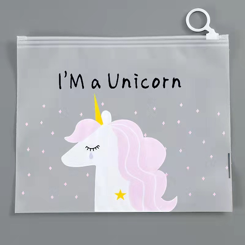 Túi đựng bút viết trong suốt hình hoạt hình unicorn, báo hồng loại to 17cm x 21cm