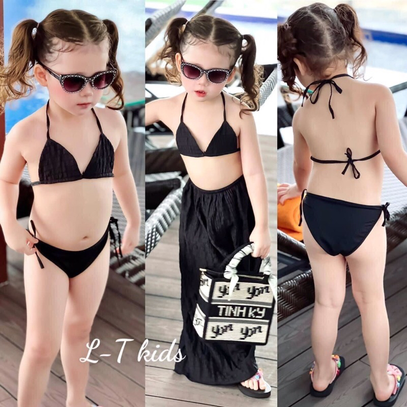 Diện ngay set bikini 3 món siêu đẹp siêu xinh cho bé diện đi biển thì hết sẩy