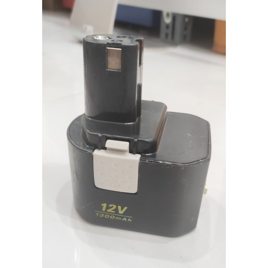 Pin Ryobi 12V 3S2P chọt - dung lượng 4000mAh dùng cho máy khoan pin bãi Nhật