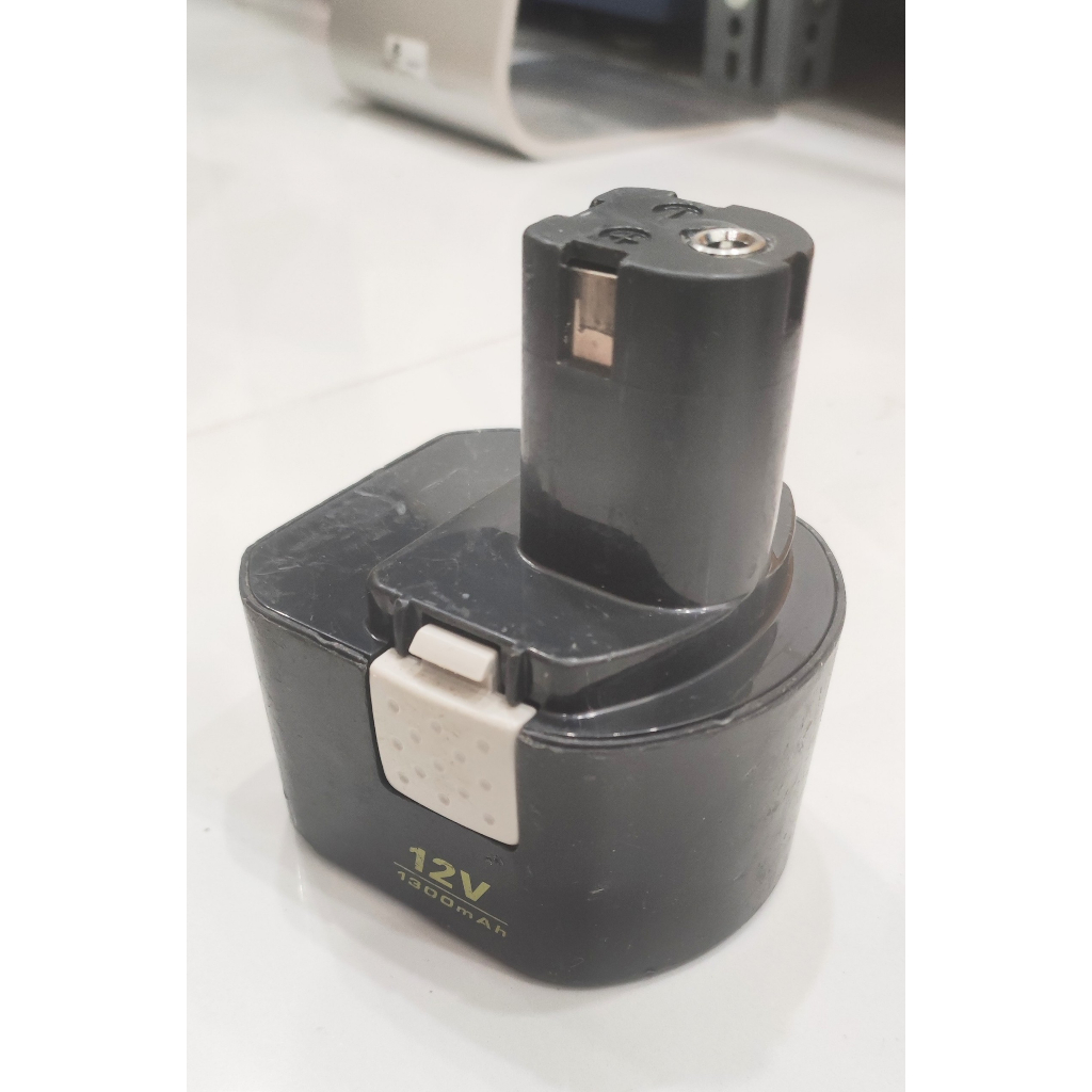 Pin Ryobi 12V 3S2P chọt - dung lượng 4000mAh dùng cho máy khoan pin bãi Nhật