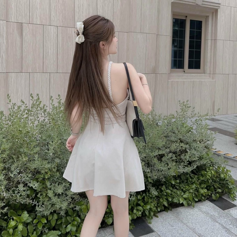 Đầm yếm dây bính