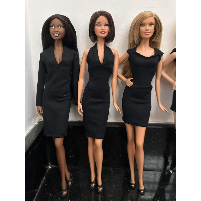 Búp bê Barbie Basic used 1