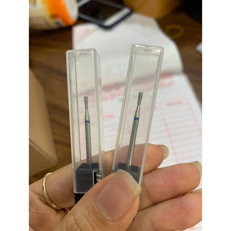 Đầu mài khóe da