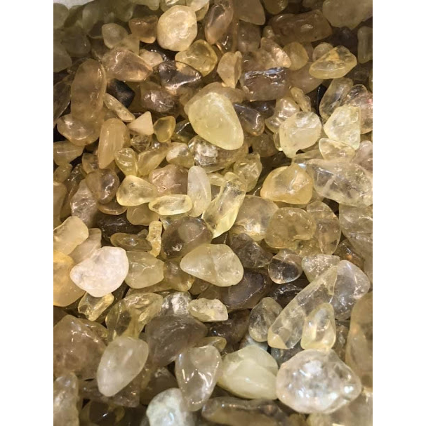 1 viên đá cuội mài bóng hoặc 10 gram vụn thô tự nhiên