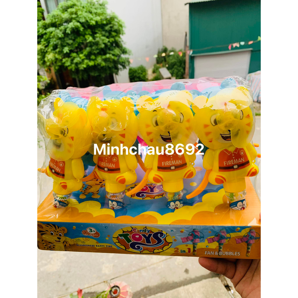 Kẹo + quạt cầm tay chú mèo dễ thương - MỘT cây