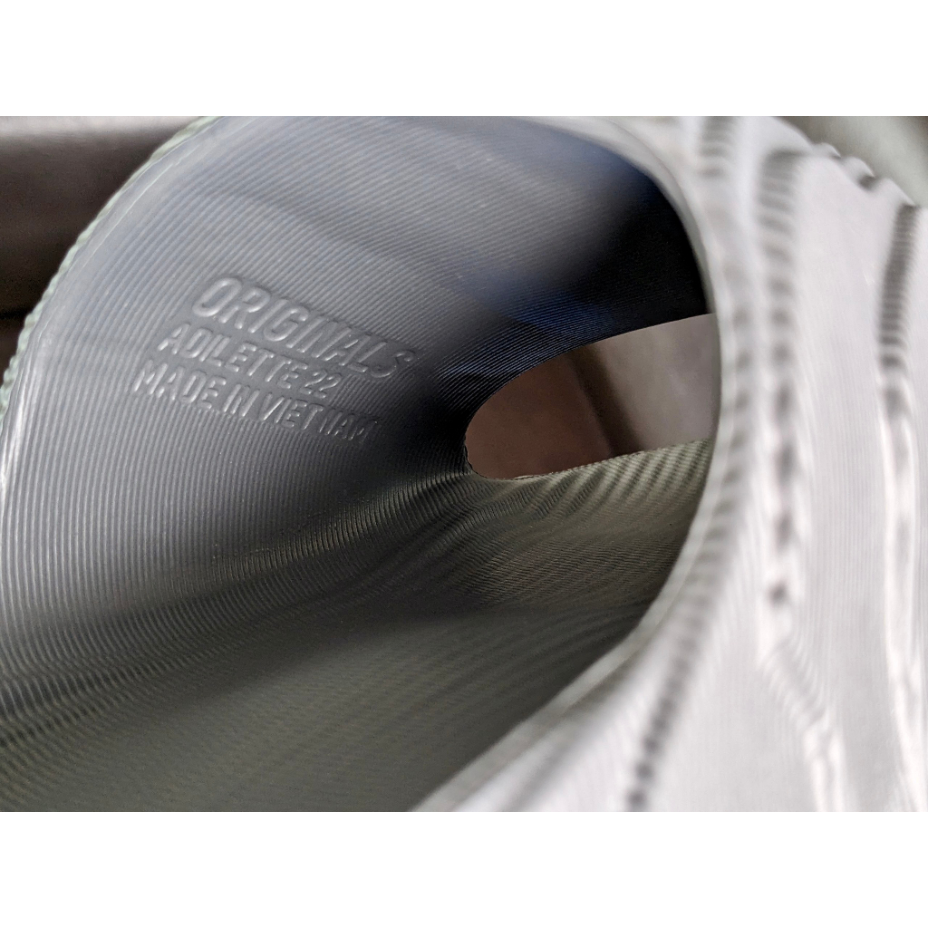 Dép Adi.d.a.s cao su adilette 22 màu xám nhạt ''Light Brown'' Code:𝐇𝐐4670