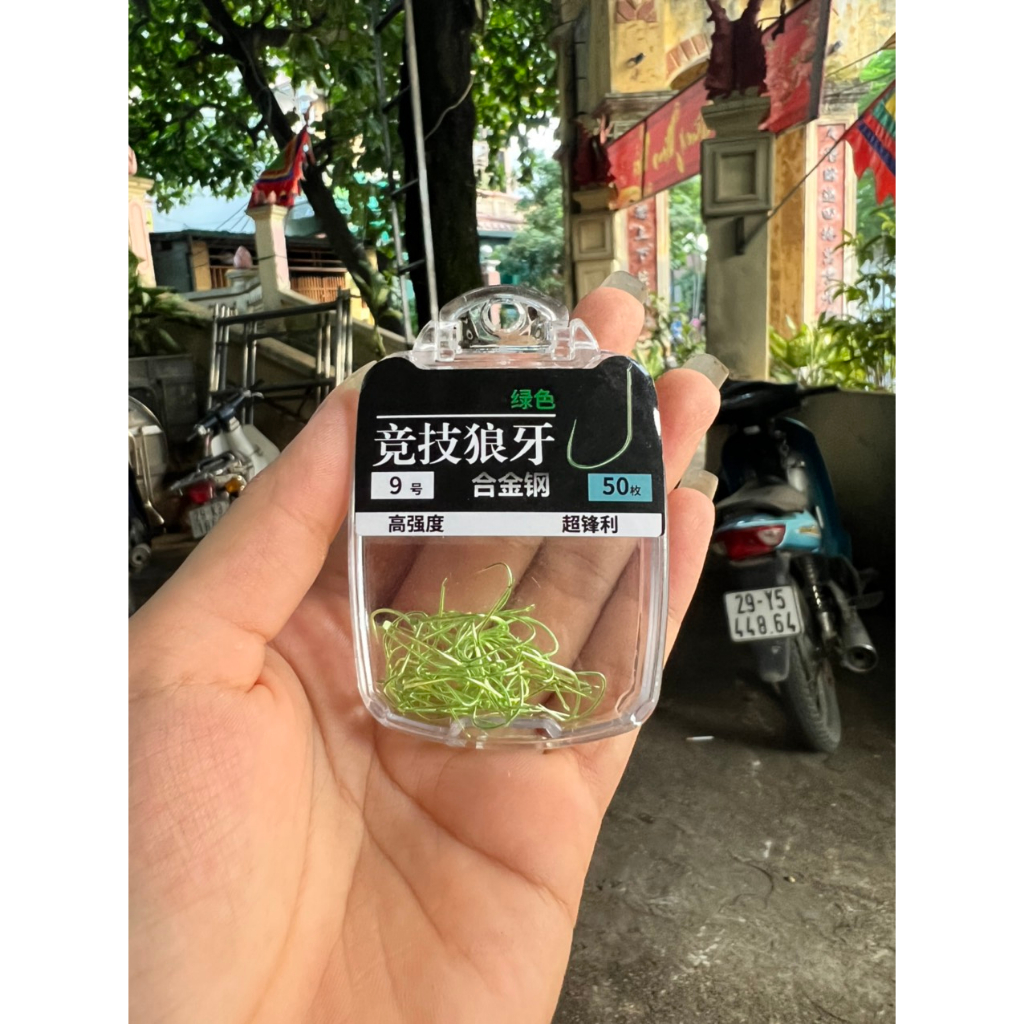 LƯỠI CÂU CÁ NANH SÓI KHÔNG NGHẠNG HỘP  50 CÁI CHUYÊN CHÉP RÔ