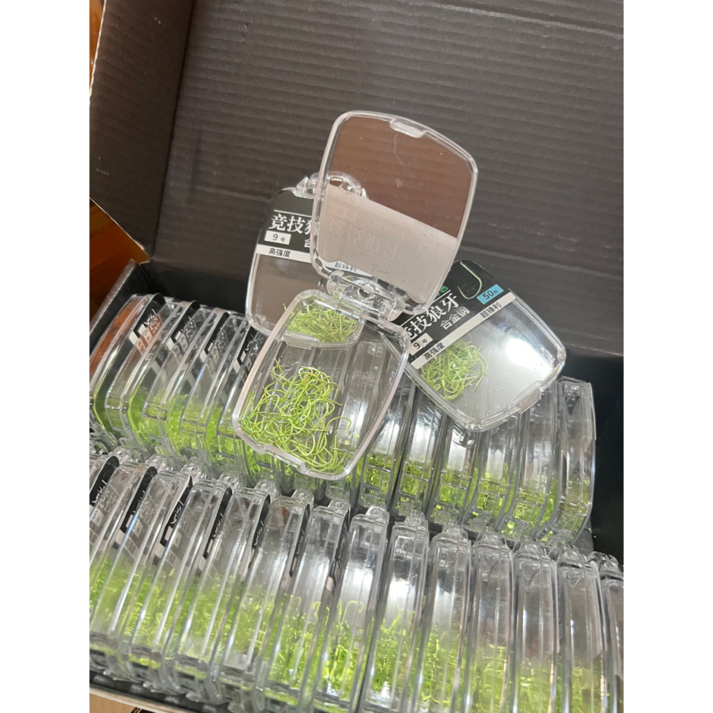 LƯỠI CÂU CÁ NANH SÓI KHÔNG NGHẠNG HỘP  50 CÁI CHUYÊN CHÉP RÔ