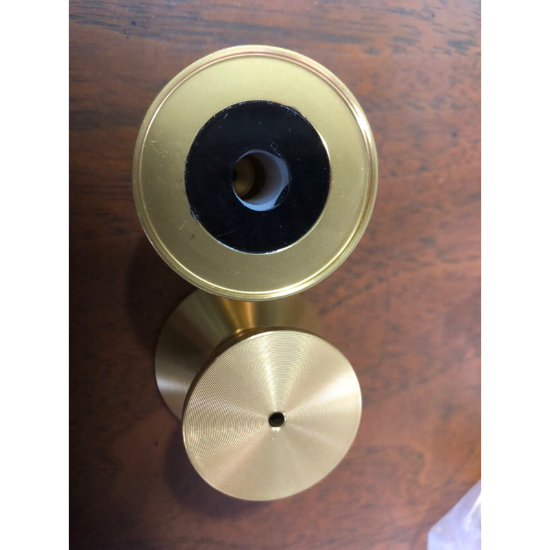 HUB Nhôm Băng 7  HUB Thật tuyệt đẹp và sang trọng 👍👍 Có 2 Màu Truyền thống  Quý Khách chọn lựa màu sắc : , ĐỎ , VÀNG