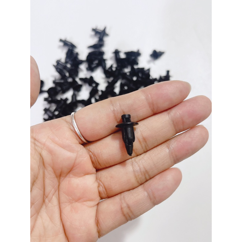 Ốc bấm nhựa dàn áo, nút nhấn nhựa dàn áo xe Winner, Exciter 150....