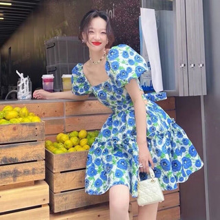 Đầm hoa nhí hở eo siêu xinh