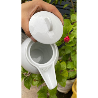 Bình Trà Minh Long sứ trắng đẹp - lỗi Logo