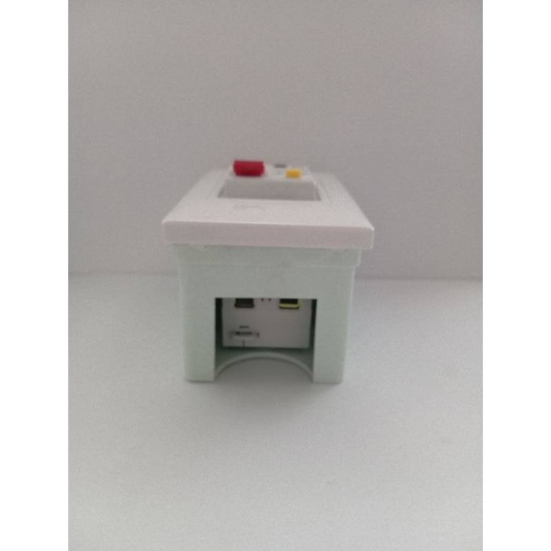 At chống giật gia đình kèm hộp