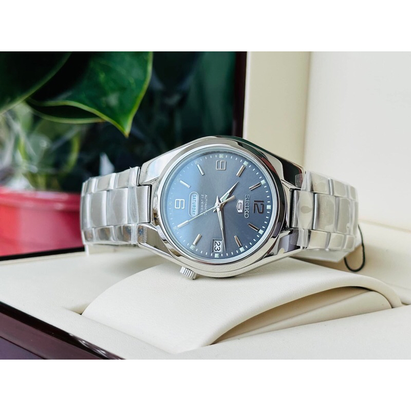 Đồng hồ nam dây thép Seiko 5 SNK621K1