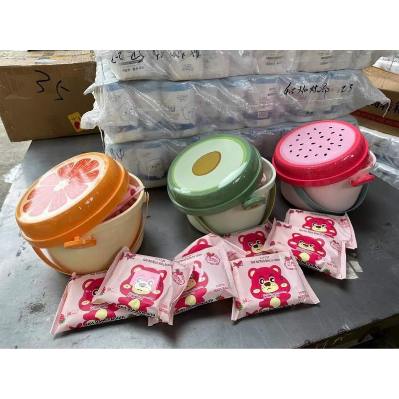 Combo 10 Gói Khăn Ướt Tặng Kèm 1 Thùng Nhựa Trái Cây Siêu Dễ Thương Khăn Giấy Ướt Kèm Xô Nhựa