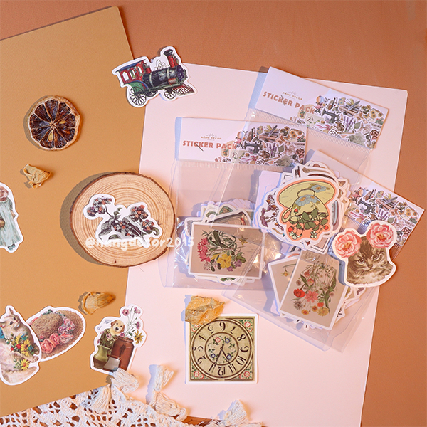 Sticker chống thấm nước | Vintage Diary | dán mũ bảo hiểm,laptop, ly bình giữ nhiệt họa tiết dễ thương | Nắng Decor