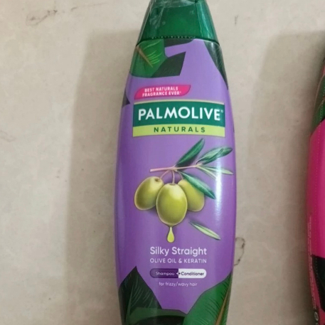 Chai dầu gội có dầu xả Palmolive chiết xuất thiên nhiên suôn mượt óng ả 180ml