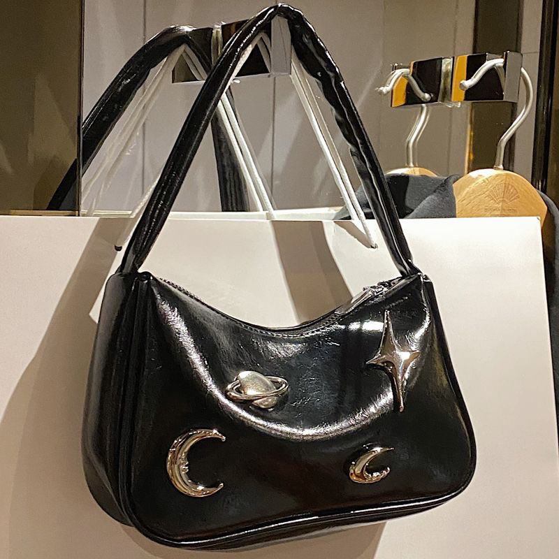 Túi xách kẹp nách da kèm sticker tag