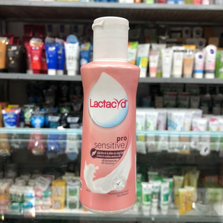 Dung Dịch Vệ Sinh Phụ Nữ Lactacyd 150ml