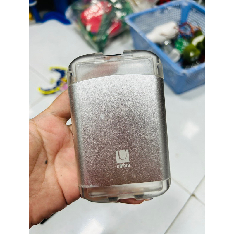 HỘP ĐỰNG CARD VISIT Umbra Bungee Wallet Business Card Case Aluminum Metalic Micro Card Holder Silver