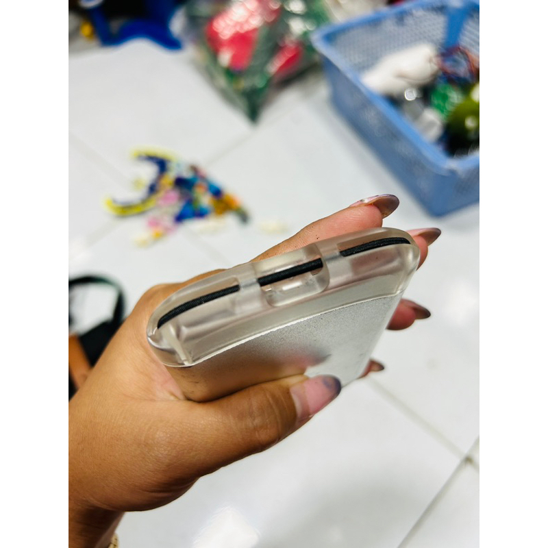 HỘP ĐỰNG CARD VISIT Umbra Bungee Wallet Business Card Case Aluminum Metalic Micro Card Holder Silver