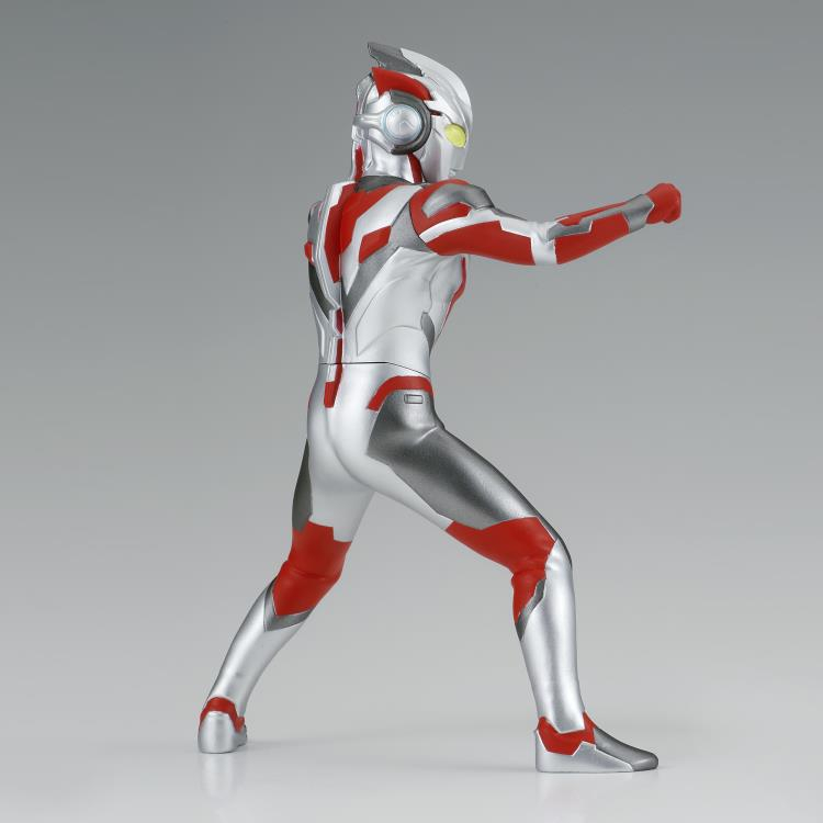 Mô Hình lắp sẵn Figure Ultraman x Hero's Brave Statue X Ver. A Banpresto Bandai