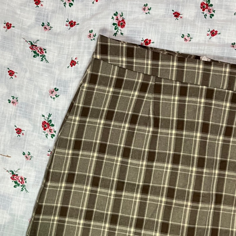 Chân váy caro y2k 2hand.