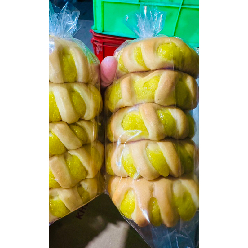 Bánh mì nhân dừa hoa cúc mềm ngon