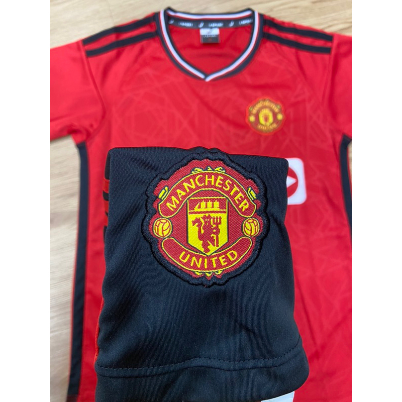 Bộ quần áo đá banh trẻ em MANCHESTER đỏ, Bộ quần áo bóng đá trẻ em in tên và số theo yêu cầu