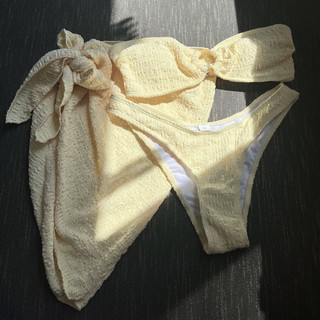 [Hàng Sẵn - Hoả tốc ] Set Bikini 3 món kèm khăn choàng eo