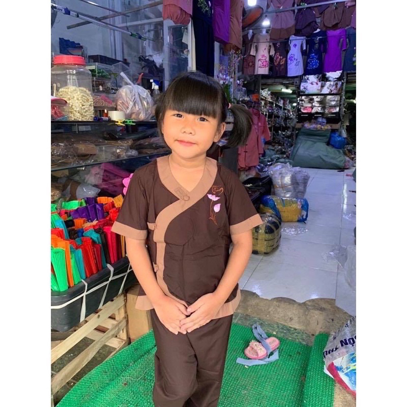 Đồ lam đi chùa mẫu tim phối bé