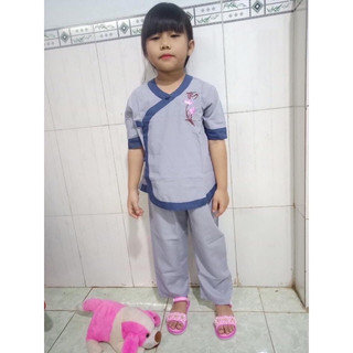 Đồ lam đi chùa mẫu tim phối bé