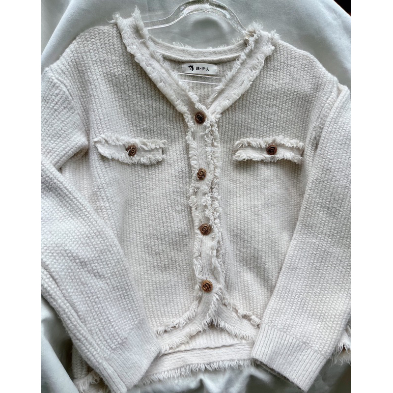 Áo khoác len tiểu thư