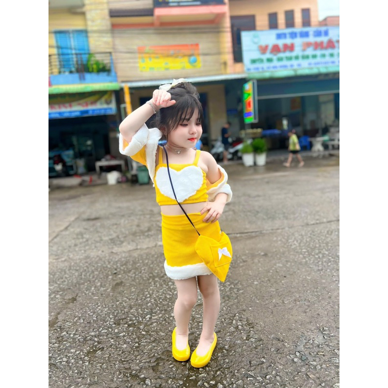 Sét chân váy + áo 2 dây + áo khoác kèm túi cho bé gái