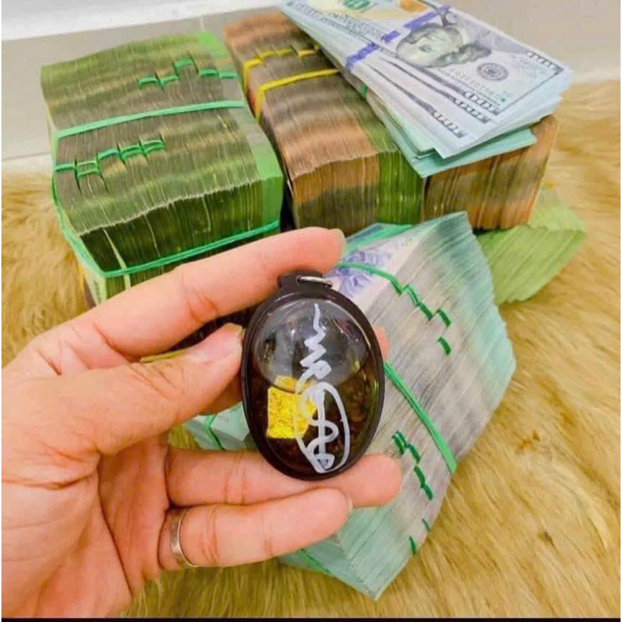 Móc khoá mèo dầu có chú của thái lan