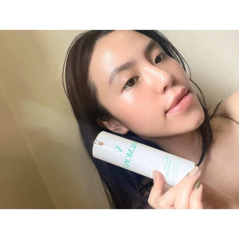 Kem chống nắng Valmont SPF 50+