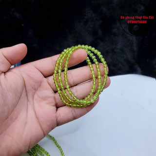 Vòng tay peridot đá trong xanh đẹp kiểm định