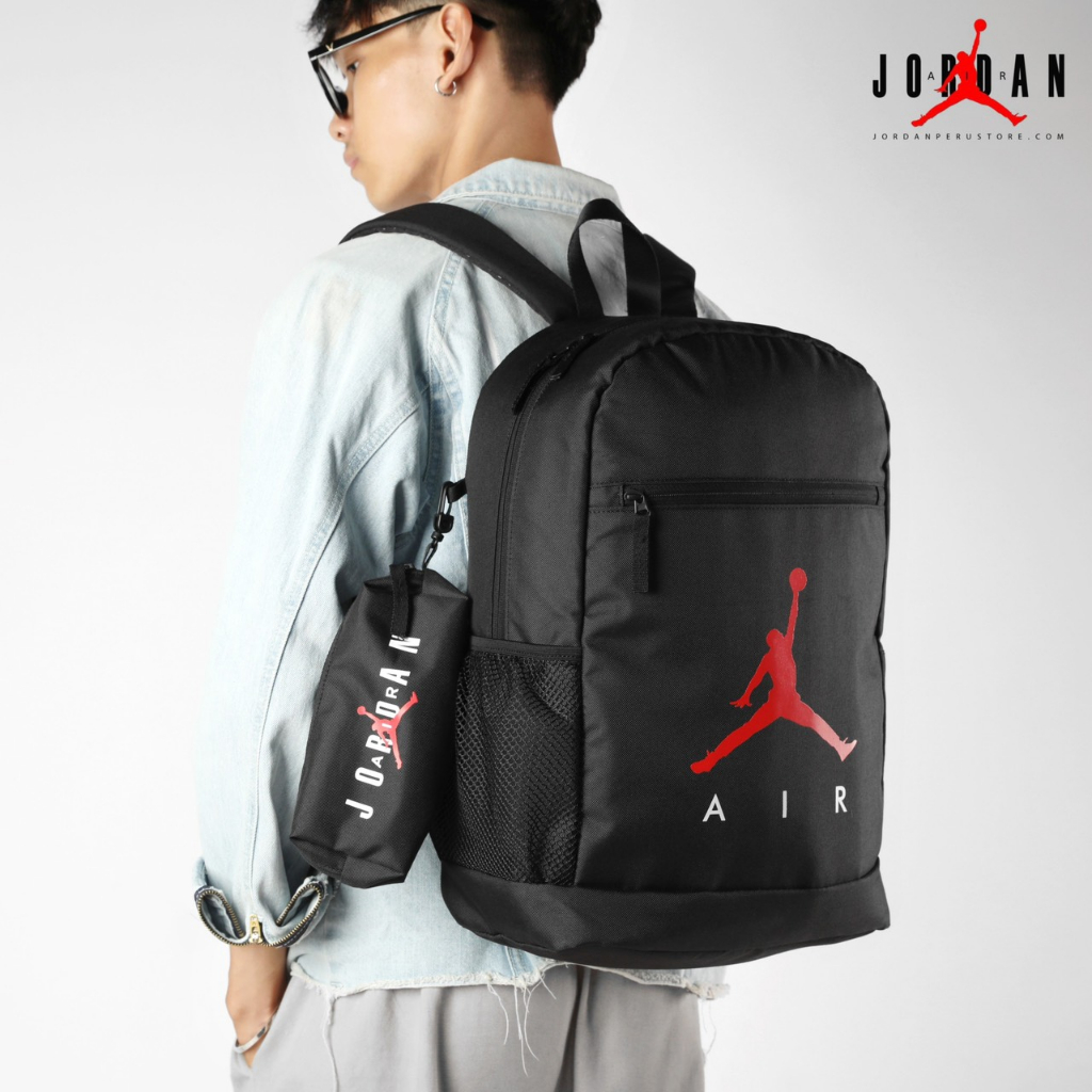 Balo Ni/ke/Air Jor/dan ĐEN  - size 45 x 30 cm  - mẫu balo siêu nhẹ. Có túi móc treo trên balo như hình.