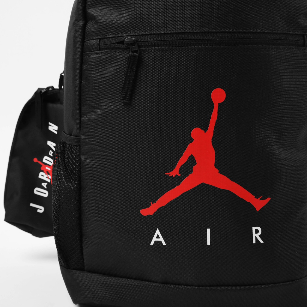 Balo Ni/ke/Air Jor/dan ĐEN  - size 45 x 30 cm  - mẫu balo siêu nhẹ. Có túi móc treo trên balo như hình.