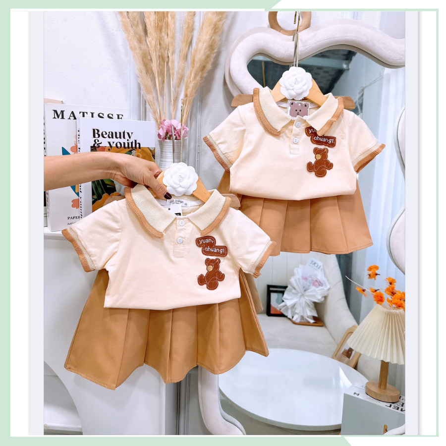 Bộ đồ bé gái, sét áo polo họa tiết gấu mix chân váy xếp ly cho bé đi học, đi chơi BBG95