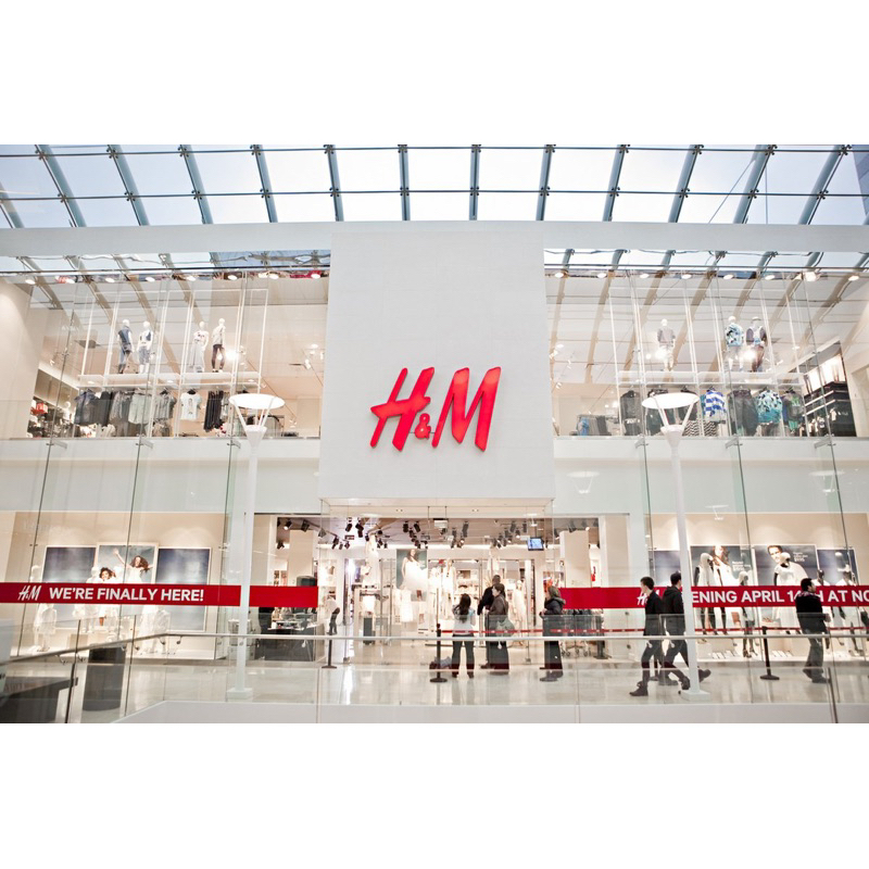 Kính phân cực HM UK gọng vuông đen tuyệt đẹp, đầy đủ bill mua hàng