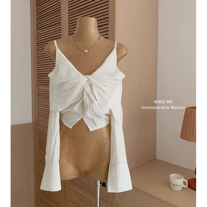 Áo trễ vai phong cách