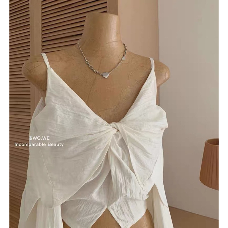 Áo trễ vai phong cách