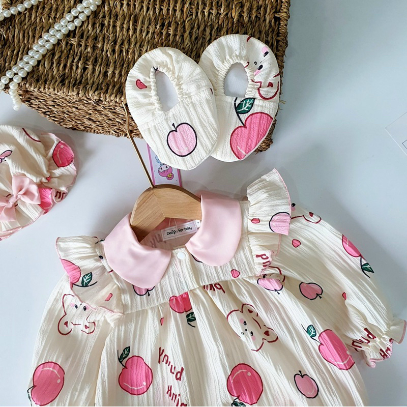 Body Tay Dài Hoạ Tiết Táo Hồng 𝐍𝐇𝐈́𝐌 𝐗𝐔̀ 𝐊𝐈𝐃𝐒 Cho Bé Gái Sơ Sinh, Đầy Tháng, Thôi Nôi, Sinh Nhật B007