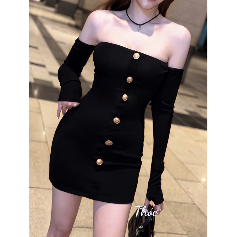 Váy body trễ vai dài tay đính khuy sang chảnh tôn dáng