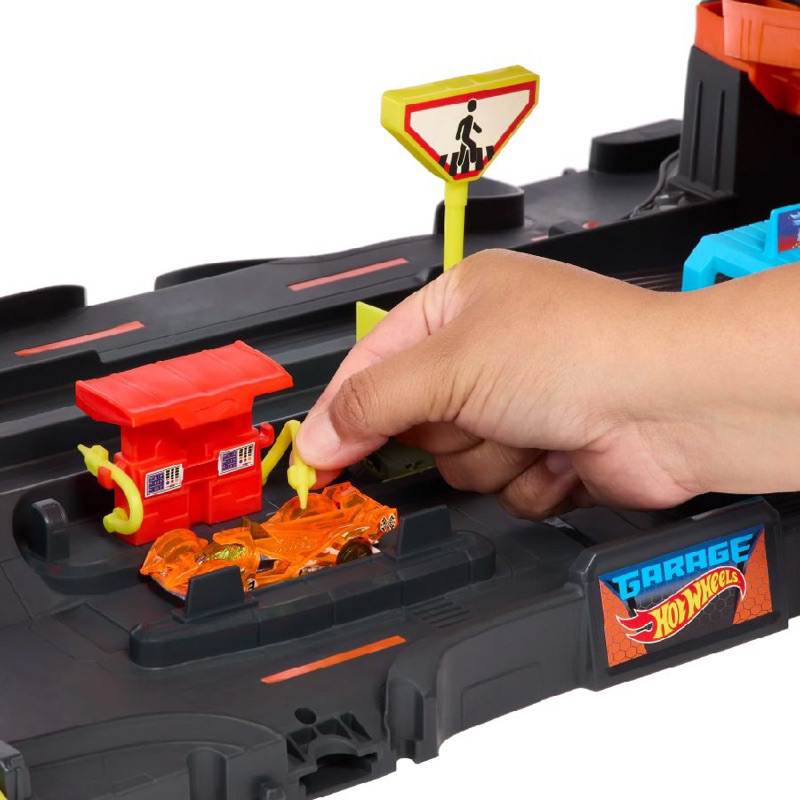 Trạm siêu xe tuyệt đỉnh Hot Wheels siêu kịch tính , âm thanh sống động .... cao 90cm