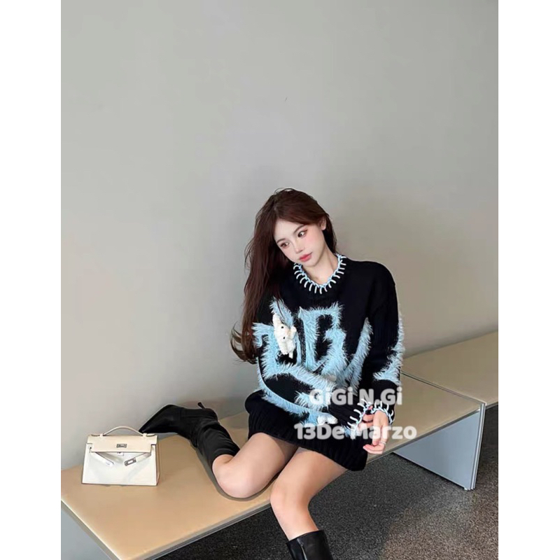 Áo len 13DE chữ lông